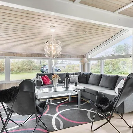 Ln1610-hjorring-ronnebaervej-8 *